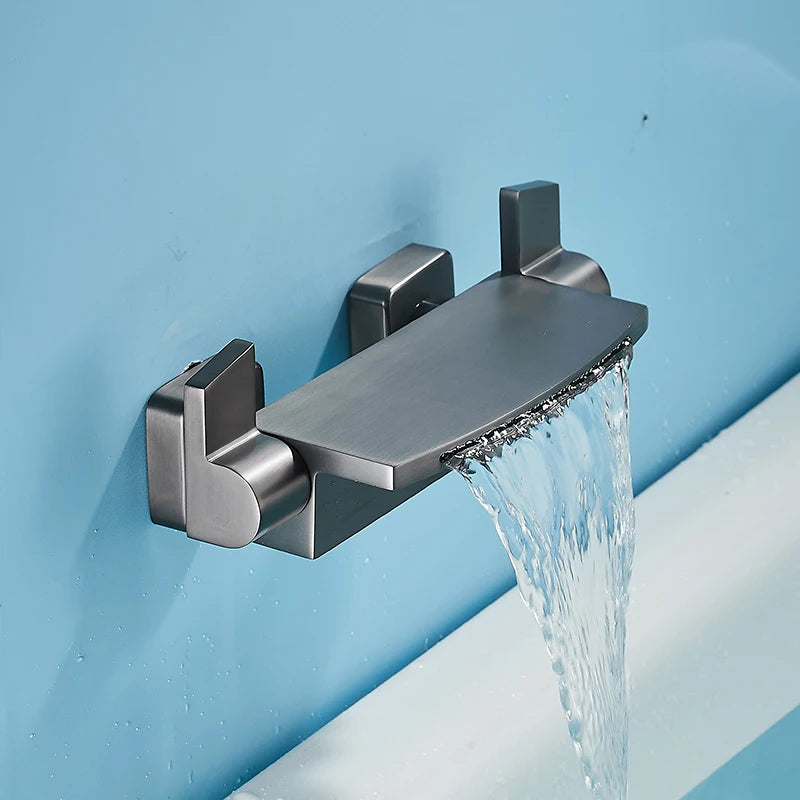 Gold Bathroom Bathtub Faucets Black Waterfall Tub Faucet Gun Grey Brass Dual Handles Dual Control Wall Mounted Chrome Mixer Taps