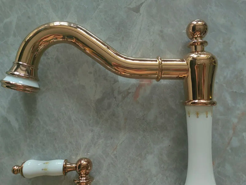 Luxury Rose gold Brass Bathroom sink faucet Three Holes Two Handles High Quality Hot Cold water Basin Faucet Washbowl Tap Golden