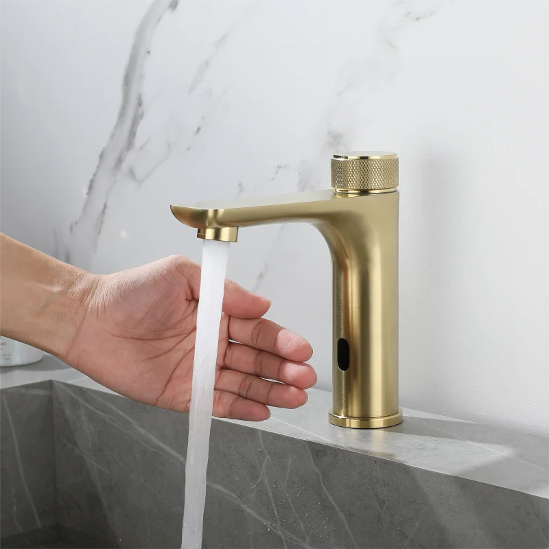 Brass Smart Sensor Bathroom Basin Faucet Deck Mounted Cold and Hot Water Mixer Washbasin Faucet Crane Infrared Sensation